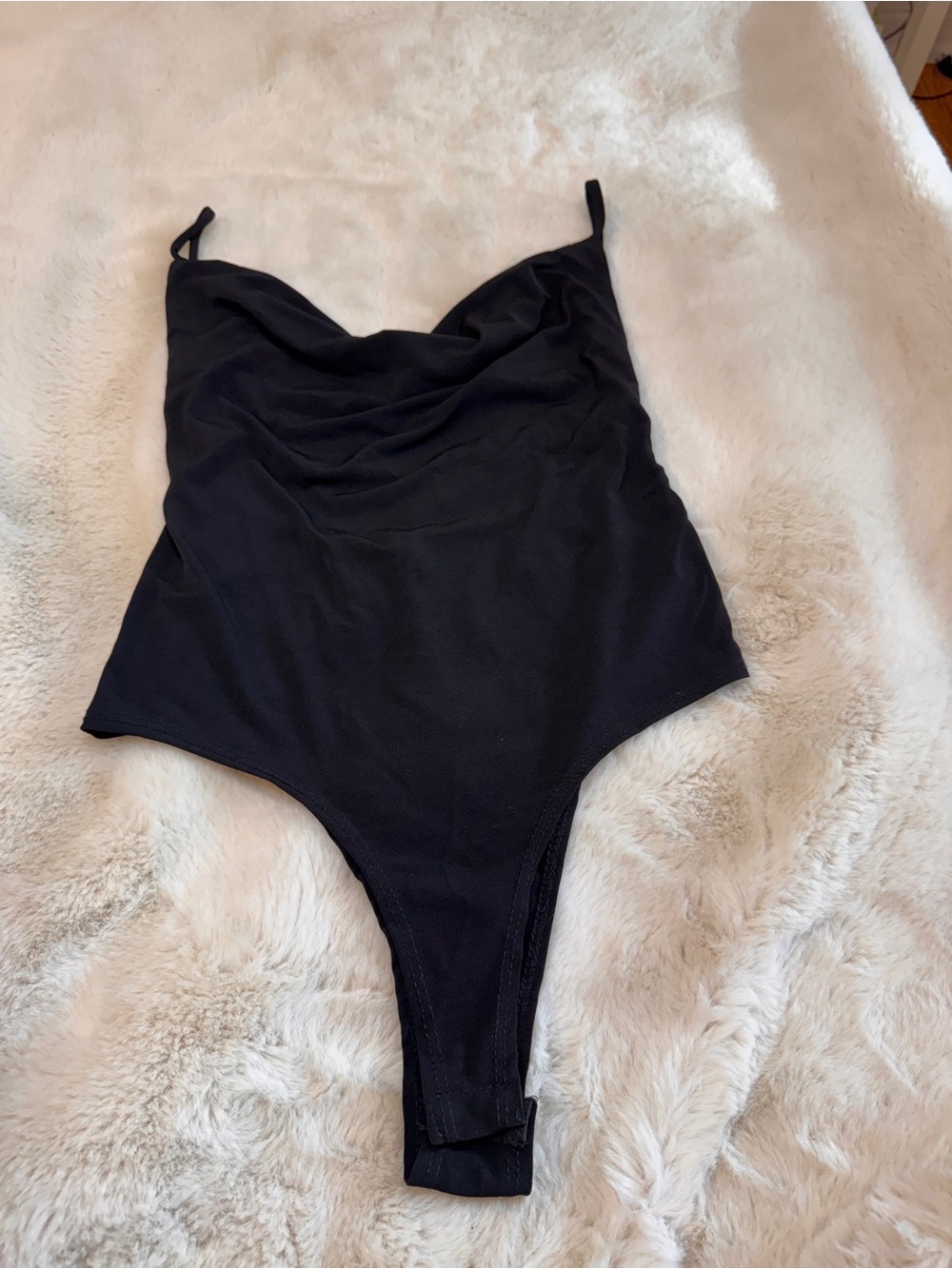 ✨ 4+ 50% OFF | Black Cowl Neck Bodysuit Size M